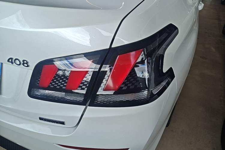 Used Peugeot 408 2019 360THP Automatic Luxury Edition China VI Standard Exterior 3