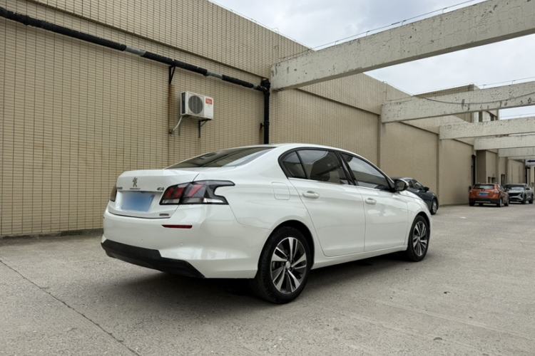 Used Peugeot 408 2019 360THP Automatic Luxury Edition China VI Standard Exterior 3