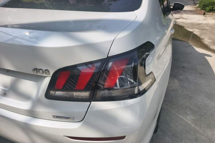 Used Peugeot 408 2019 360THP Automatic Luxury Edition China VI Standard Exterior 3