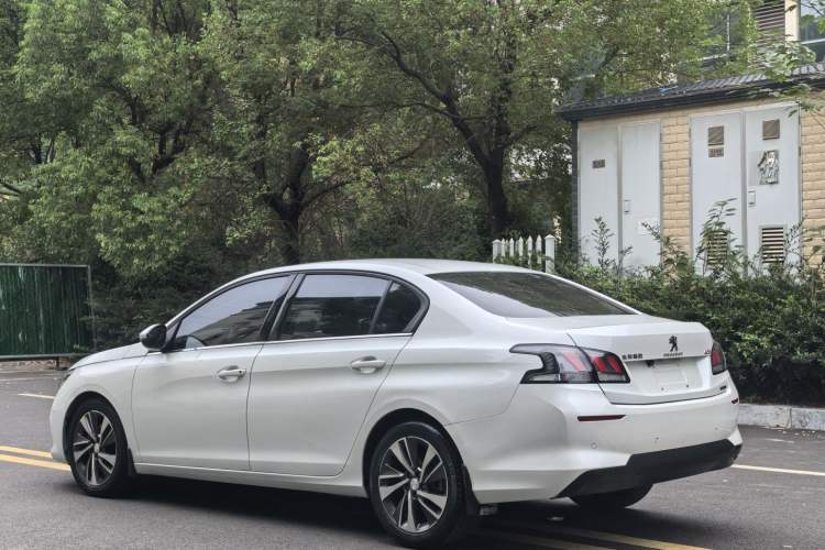 Used Peugeot 408 2019 360THP Automatic Luxury Edition China VI Standard Exterior 5