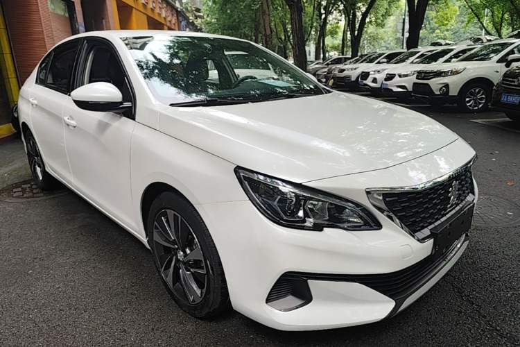Used Peugeot 408 2019 360THP Automatic Luxury Edition China VI Standard Front Right 45 Deg