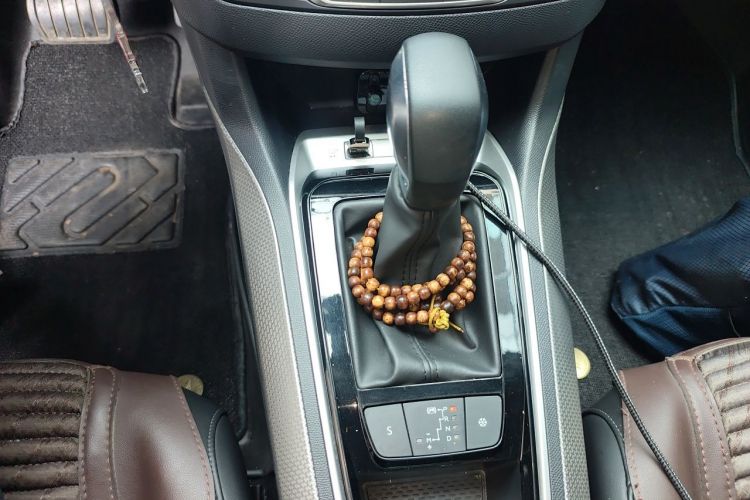Used Peugeot 408 2019 350THP Automatic Luxury Edition China V Standard Gear Lever