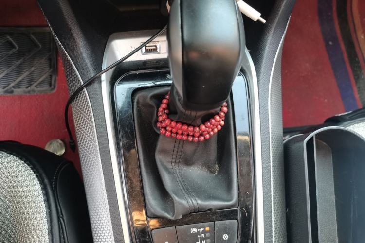 Used Peugeot 408 2019 230THP Automatic Luxury Edition China V Standard Gear Lever