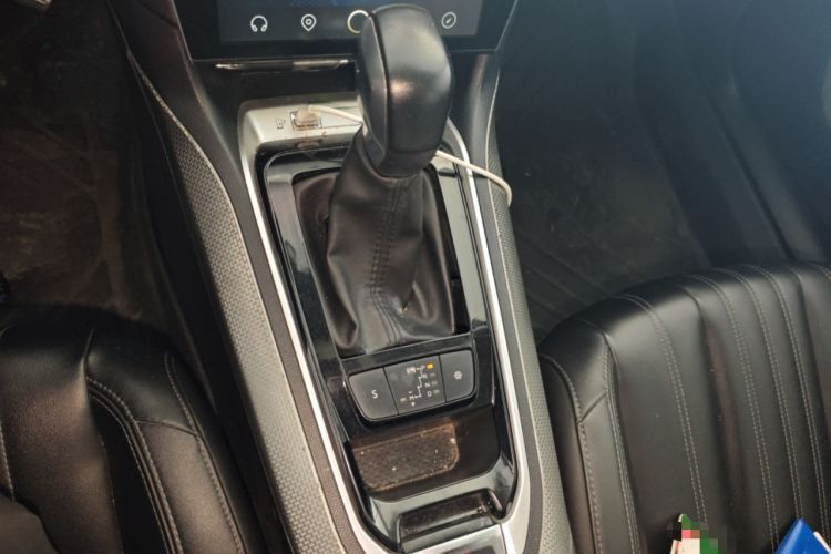 Used Peugeot 408 2019 230THP Automatic Luxury Edition China V Standard Gear Lever