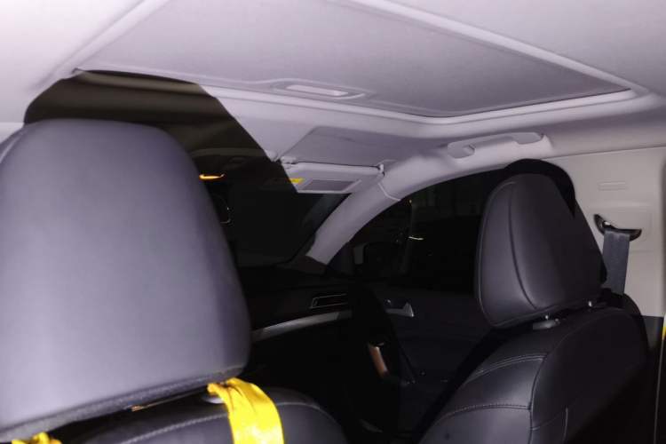 Used Peugeot 408 2019 360THP Automatic Luxury Edition China VI Standard Headliner