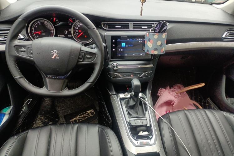Used Peugeot 408 2019 350THP Automatic Luxury Edition China V Standard Interior 2