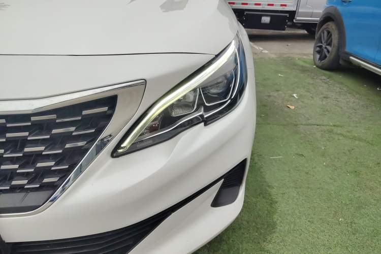Used Peugeot 408 2019 230THP Automatic Luxury Edition China VI Standard Left Front Headlight