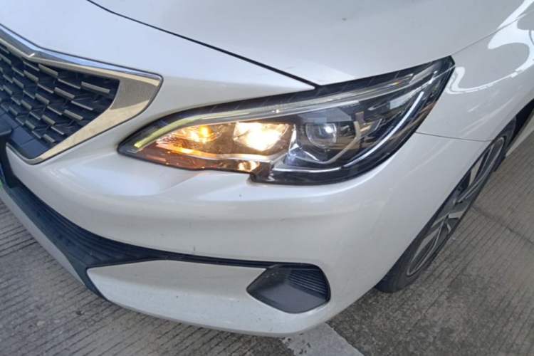 Used Peugeot 408 2019 350THP Automatic Luxury Edition China V Standard Left Front Headlight