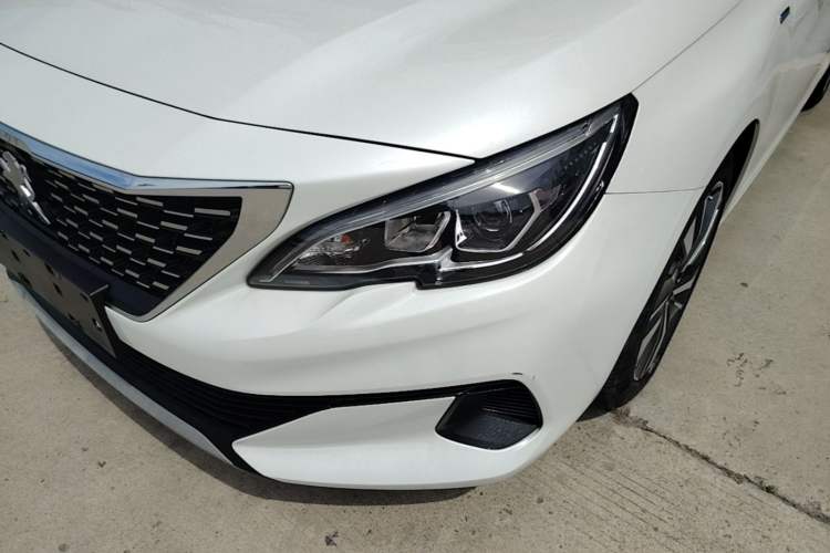 Used Peugeot 408 2019 350THP Automatic Luxury Edition China V Standard Left Front Headlight