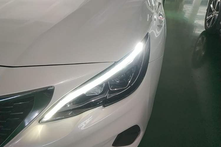 Used Peugeot 408 2019 360THP Automatic Luxury Edition China VI Standard Left Front Headlight