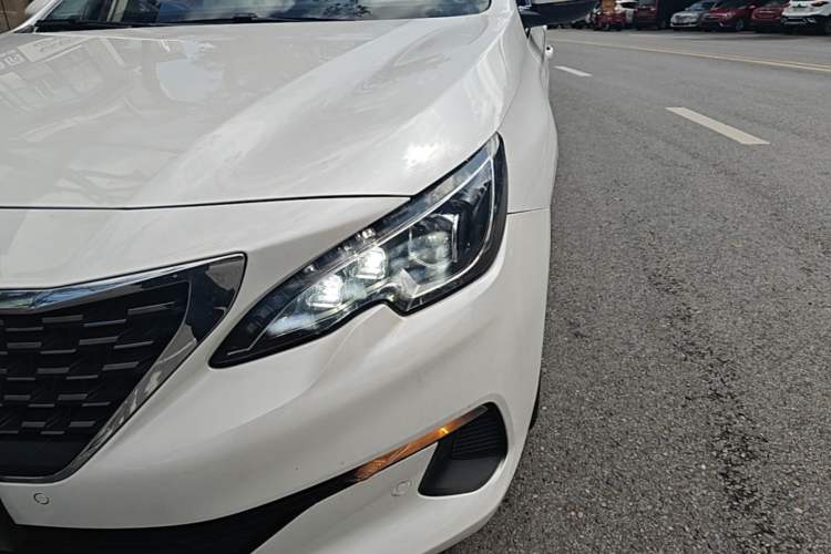 Used Peugeot 408 2019 360THP Automatic Luxury Edition China VI Standard Left Front Headlight