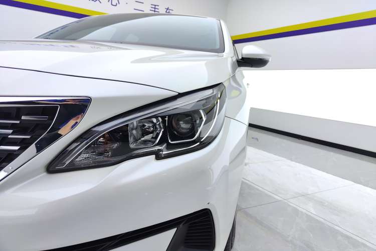 Used Peugeot 408 2019 360THP Automatic Luxury Edition China VI Standard Left Front Headlight