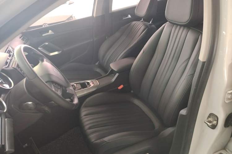 Used Peugeot 408 2019 360THP Automatic Luxury Edition China VI Standard Left Front Seat