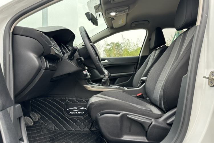Used Peugeot 408 2019 230THP Manual Leading Edition China V Standard Left Front Seat