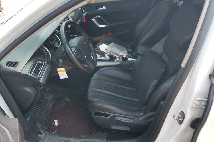 Used Peugeot 408 2019 230THP Automatic Luxury Edition China VI Standard Left Front Seat