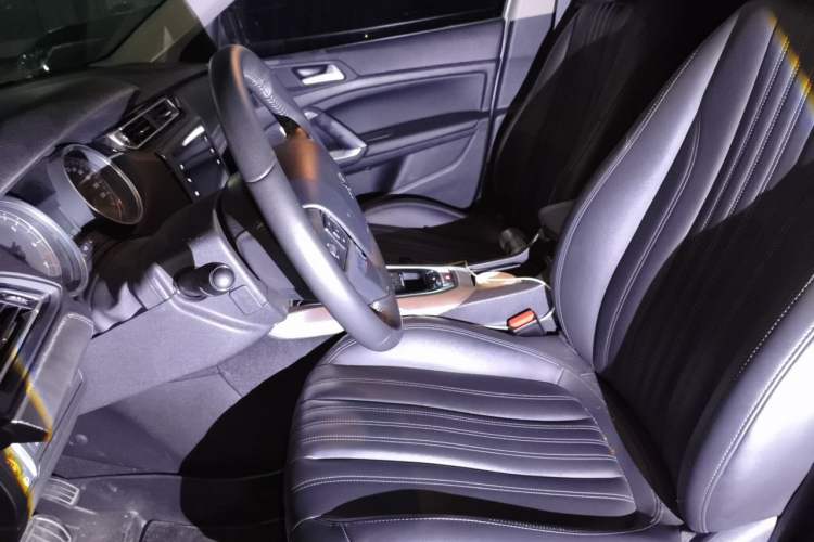 Used Peugeot 408 2019 360THP Automatic Luxury Edition China VI Standard Left Front Seat