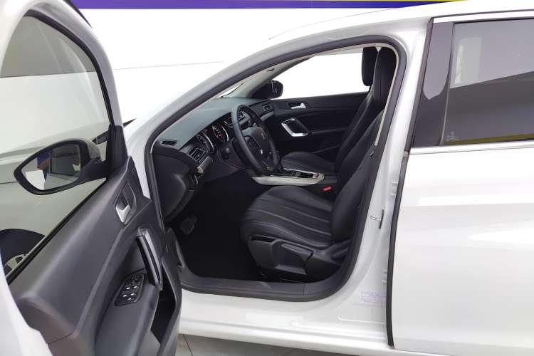 Used Peugeot 408 2019 360THP Automatic Luxury Edition China VI Standard Left Front Seat