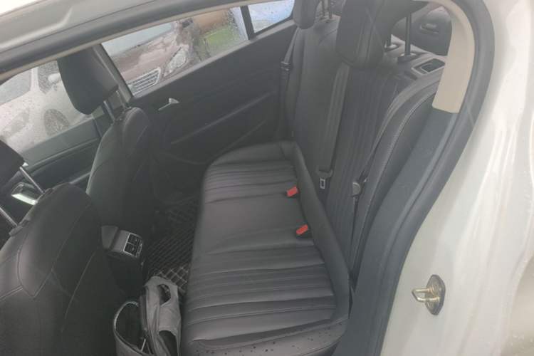 Used Peugeot 408 2019 360THP Automatic Luxury Edition China VI Standard Left Rear Seat
