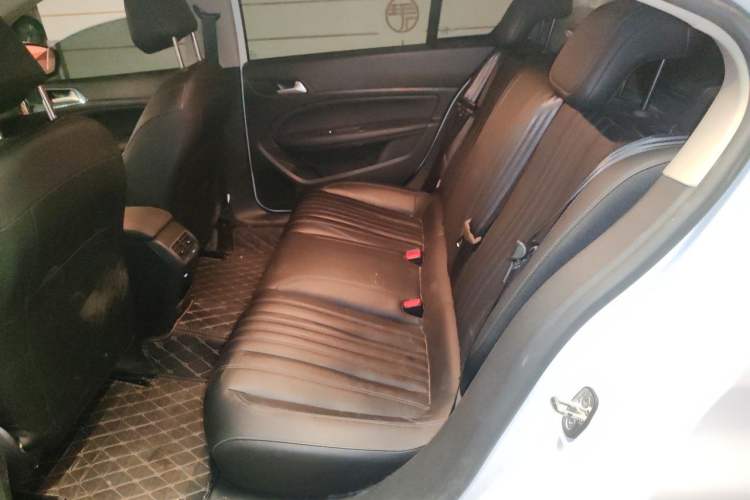 Used Peugeot 408 2019 230THP Automatic Luxury Edition China V Standard Left Rear Seat