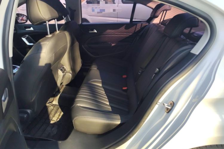 Used Peugeot 408 2019 350THP Automatic Luxury Edition China V Standard Left Rear Seat