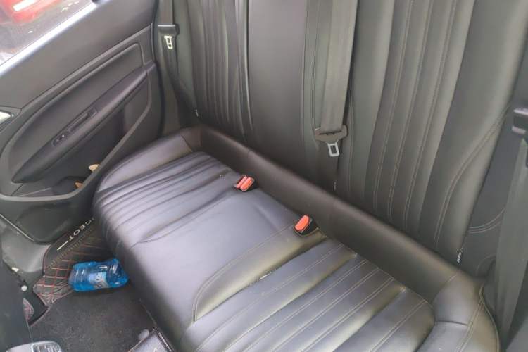 Used Peugeot 408 2019 350THP Automatic Luxury Edition China V Standard Left Rear Seat