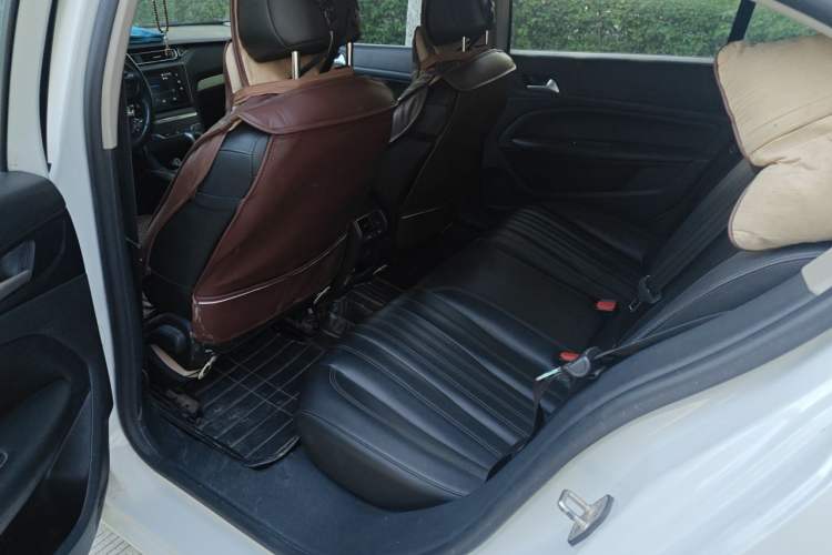 Used Peugeot 408 2019 350THP Automatic Luxury Edition China V Standard Left Rear Seat