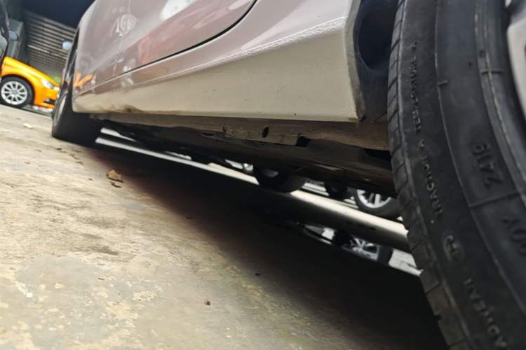 Used Peugeot 408 2019 360THP Automatic Luxury Edition China VI Standard Left Side Sill