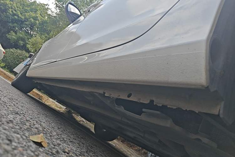 Used Peugeot 408 2019 360THP Automatic Luxury Edition China VI Standard Left Side Sill