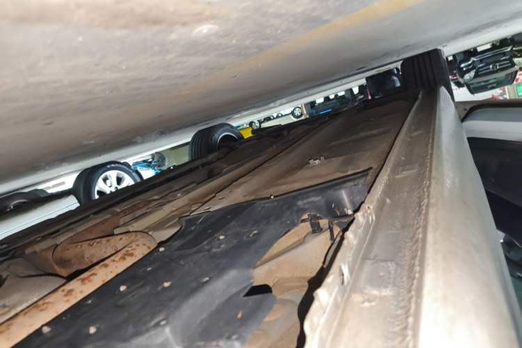 Used Peugeot 408 2019 360THP Automatic Luxury Edition China VI Standard Left Side Sill