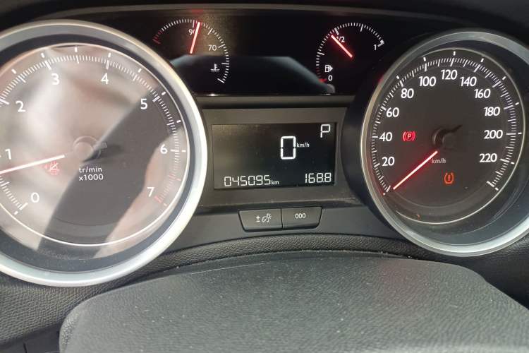 Used Peugeot 408 2019 350THP Automatic Luxury Edition China V Standard Odometer Close Up