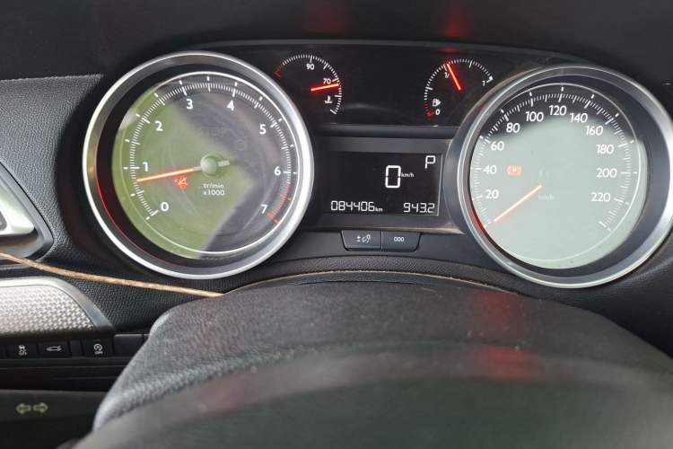 Used Peugeot 408 2019 350THP Automatic Luxury Edition China V Standard Odometer Close Up