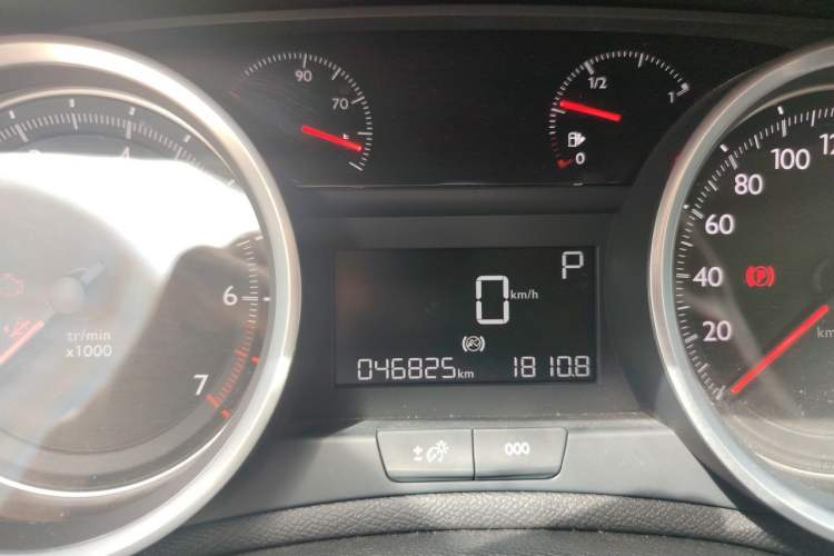 Used Peugeot 408 2019 360THP Automatic Luxury Edition China VI Standard Odometer Close Up
