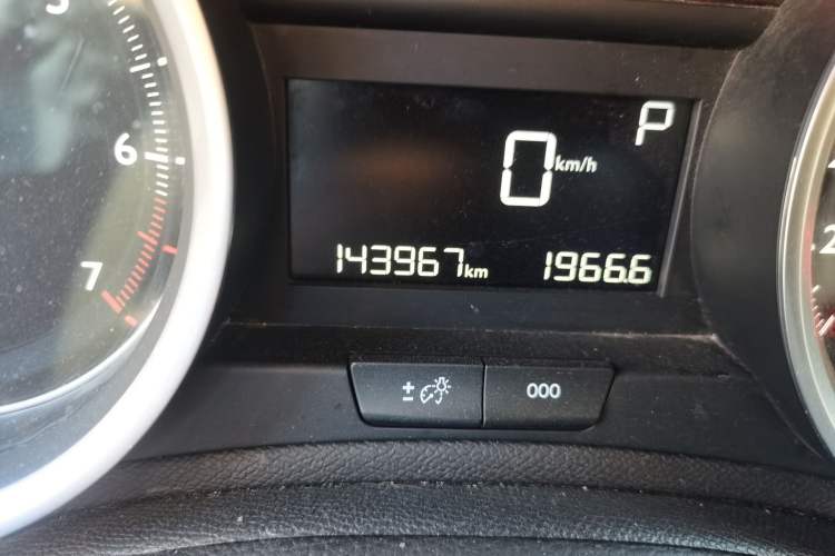 Used Peugeot 408 2019 230THP Automatic Luxury Edition China V Standard Odometer Close Up