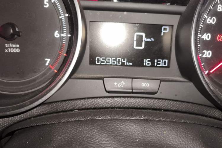 Used Peugeot 408 2019 360THP Automatic Luxury Edition China VI Standard Odometer Close Up