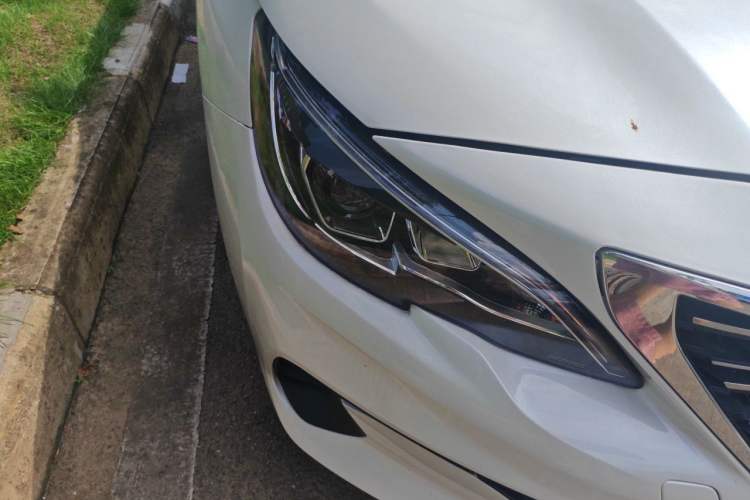 Used Peugeot 408 2019 360THP Automatic Luxury Edition China VI Standard Right Front Headlight