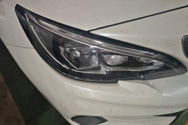 Used Peugeot 408 2019 360THP Automatic Luxury Edition China VI Standard Right Front Headlight