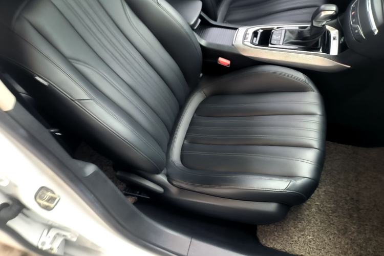 Used Peugeot 408 2019 350THP Automatic Luxury Edition China V Standard Right Front Seat