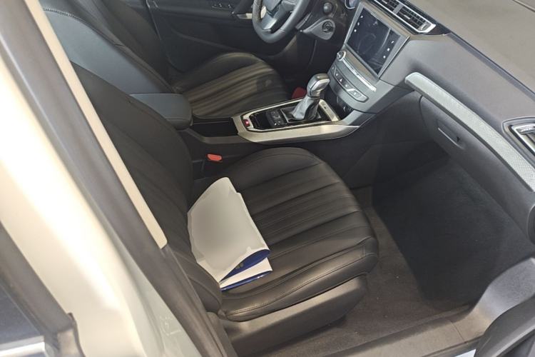 Used Peugeot 408 2019 360THP Automatic Luxury Edition China VI Standard Right Front Seat