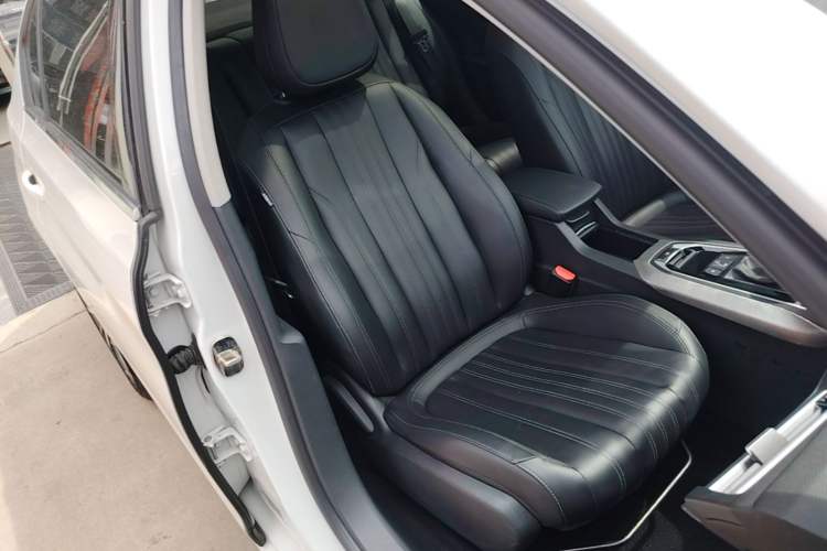 Used Peugeot 408 2019 350THP Automatic Luxury Edition China V Standard Right Front Seat