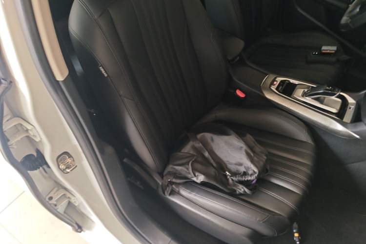 Used Peugeot 408 2019 230THP Automatic Luxury Edition China VI Standard Right Front Seat
