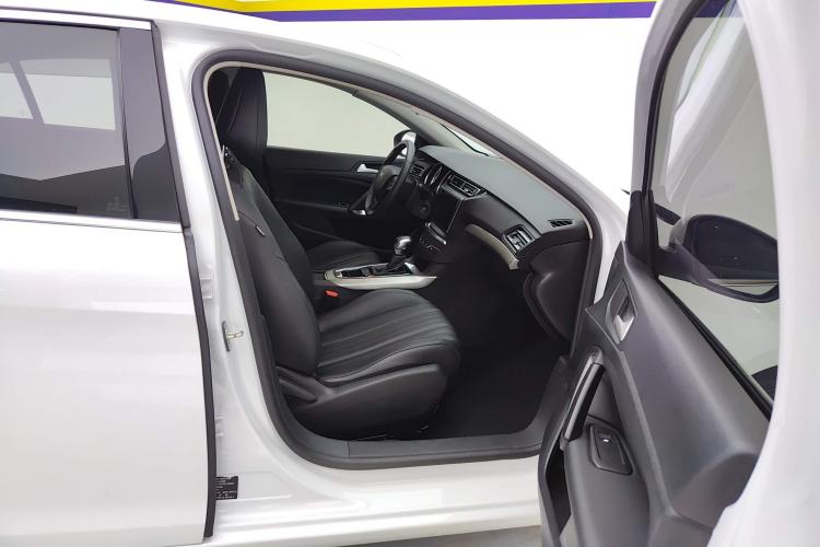 Used Peugeot 408 2019 360THP Automatic Luxury Edition China VI Standard Right Front Seat