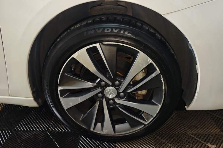 Used Peugeot 408 2019 350THP Automatic Luxury Edition China V Standard Right Front Wheel Hub