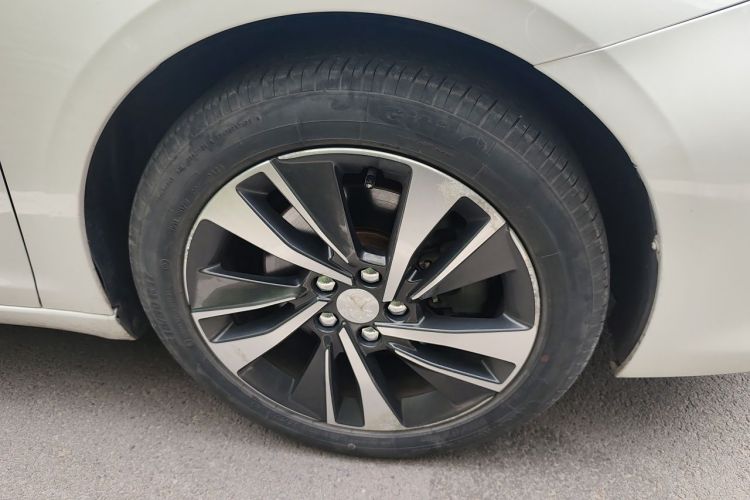 Used Peugeot 408 2019 350THP Automatic Luxury Edition China V Standard Right Front Wheel Hub