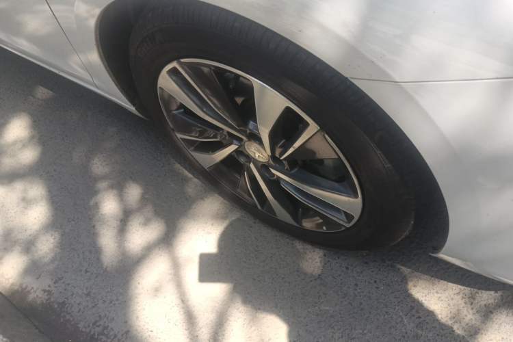 Used Peugeot 408 2019 360THP Automatic Luxury Edition China VI Standard Right Front Wheel Hub