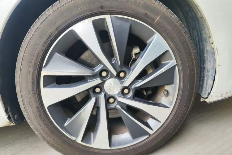 Used Peugeot 408 2019 350THP Automatic Luxury Edition China V Standard Right Front Wheel Hub
