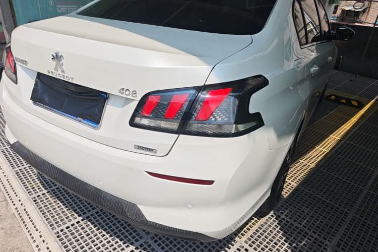 Used Peugeot 408 2019 350THP Automatic Luxury Edition China V Standard Right Rear Taillight