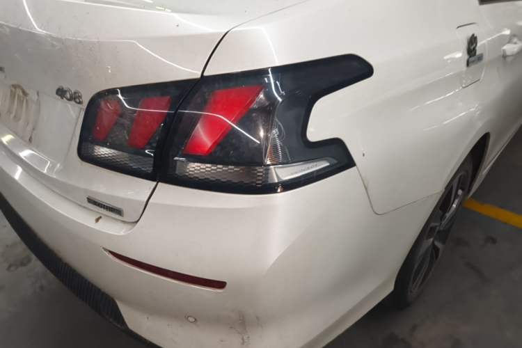 Used Peugeot 408 2019 360THP Automatic Luxury Edition China VI Standard Right Rear Taillight