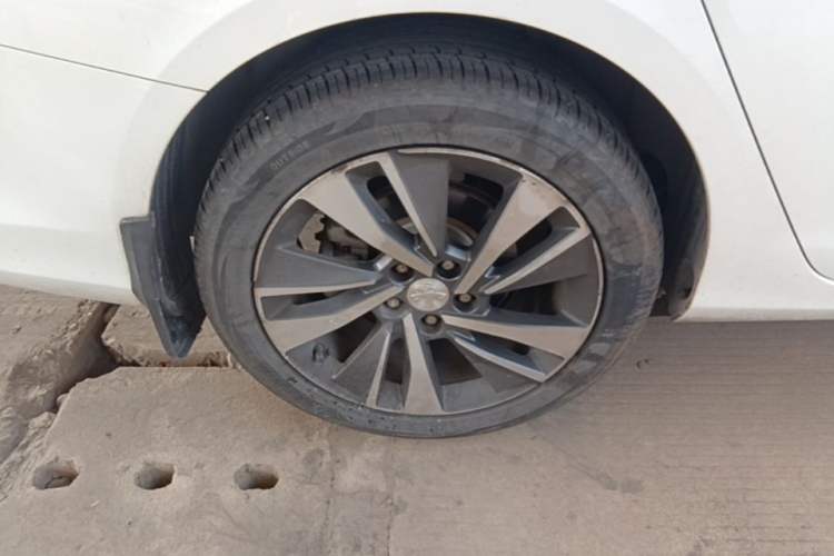 Used Peugeot 408 2019 350THP Automatic Luxury Edition China V Standard Right Rear Wheel Hub