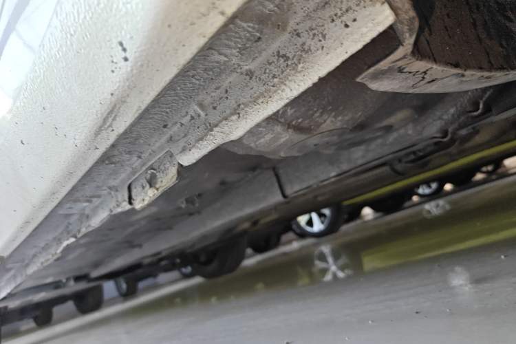 Used Peugeot 408 2019 360THP Automatic Luxury Edition China VI Standard Right Side Sill