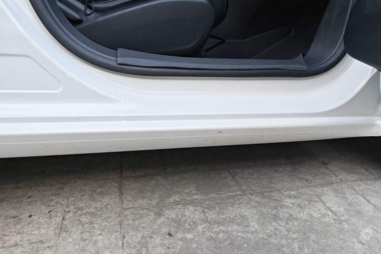 Used Peugeot 408 2019 350THP Automatic Luxury Edition China V Standard Right Side Sill